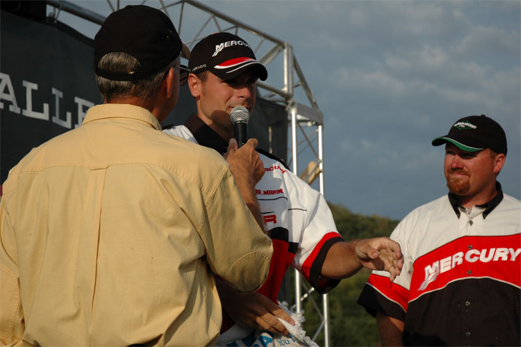 6E65429D-D5FE-45AA-B389-D4635A3D078D