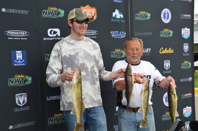 6E662B29-CDE5-4855-BB12-A73D6AFAA3B9