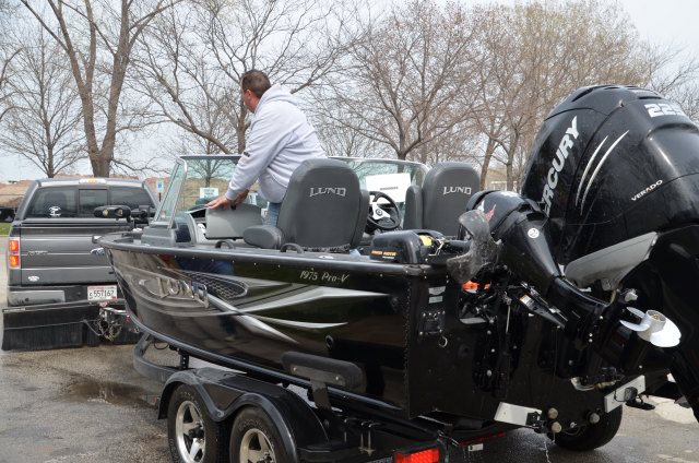 6E899122-8C8B-436D-B949-F901584F82FE