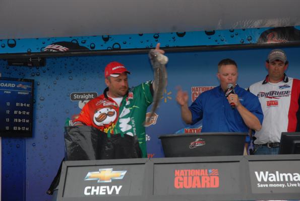 6EA5716C-4077-4BB1-83AF-BED4F59246E4