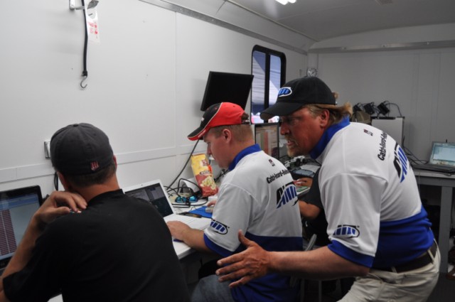 6EB75A54-B3E1-4A9B-B07F-FC13AEEA6447