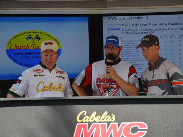 6EDC525C-3890-41B9-AD8C-A3E7EE2199DE