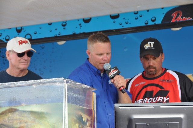 6F0FBF3B-0773-4CCF-8F6B-B1E0F7FBBF89