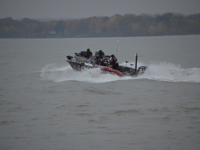 6F122931-BC7E-4F4B-908F-5E5045A8C63D