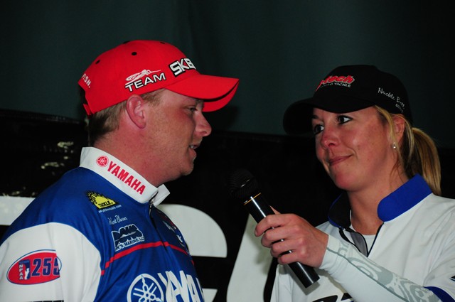 6F2ED368-D4F9-42E9-8234-3CC2FDFFD276