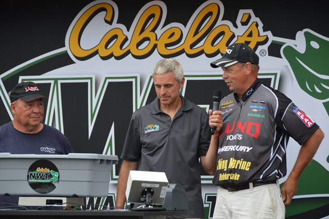 6F4621EF-663D-413A-AA7C-1940A6E09BD1