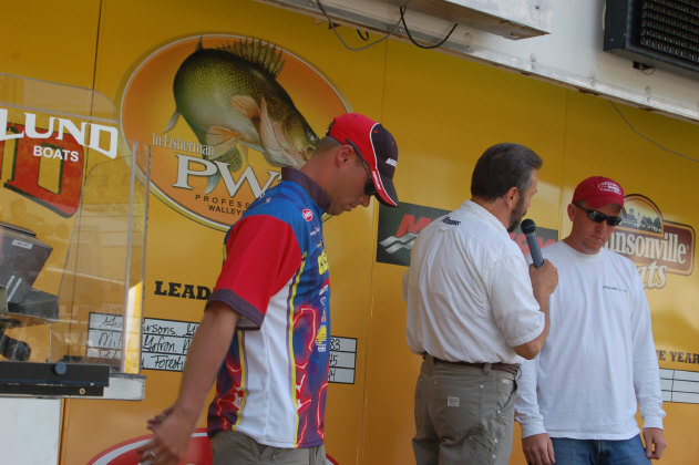 6F493EE1-9A7F-4FE5-B9AF-8CFDF69B9DCE