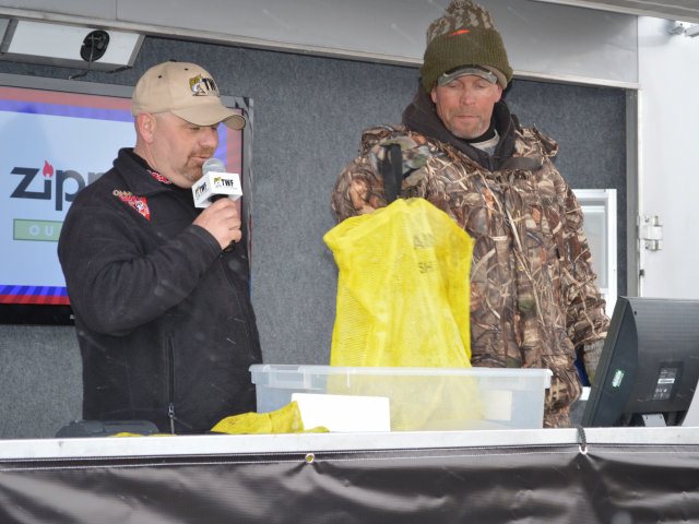 6F6641DF-ECD1-430B-AFB7-2F99D6C21DED