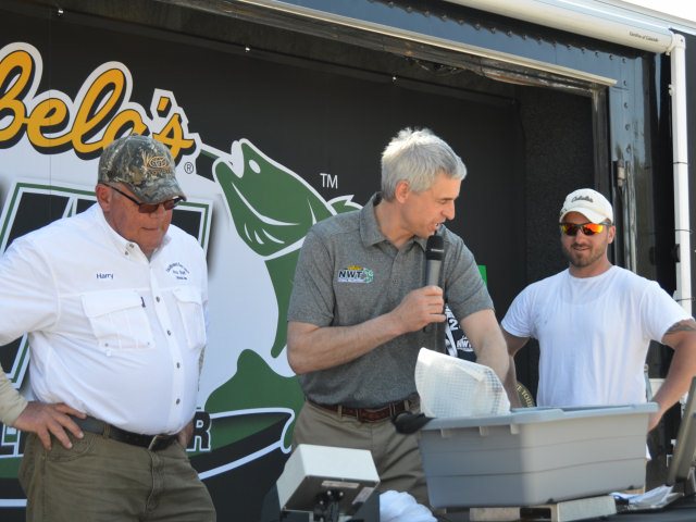 6FE53AB3-BDB1-4F53-9235-0E42CC1A65B0