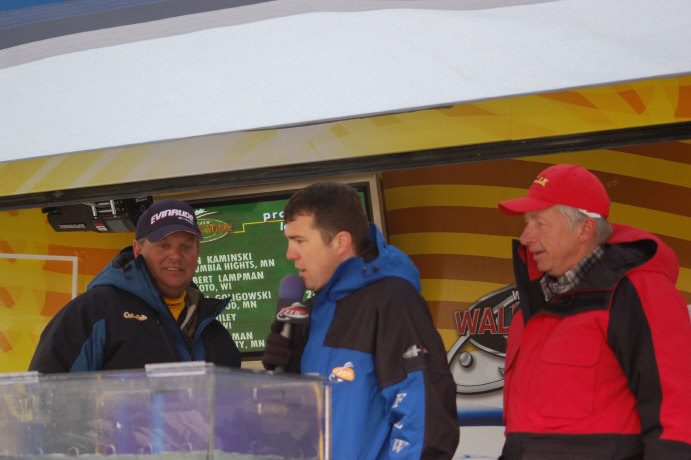 6FE86FEE-861C-4D2F-9DA1-595D63F10CCE