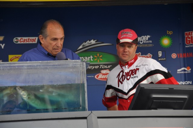 6FEBD263-11FF-494A-941D-CE58C71B833F