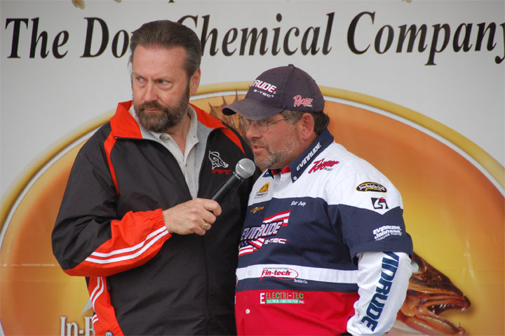 6FECA878-BA49-41EE-804D-441708B1720B