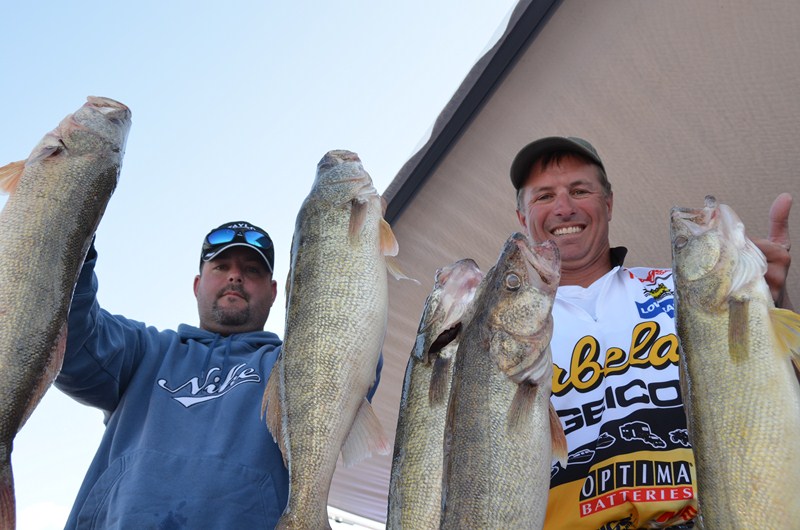 305763E9-9567-40B7-8F42-9DE33FA228BA