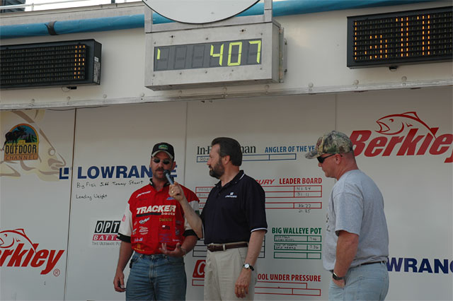 7031BE27-51CD-460A-9C02-A683B96E19C2