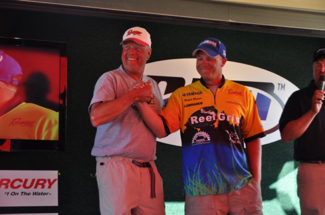 7038DCA7-D011-4C2B-A938-1844620DDDEF