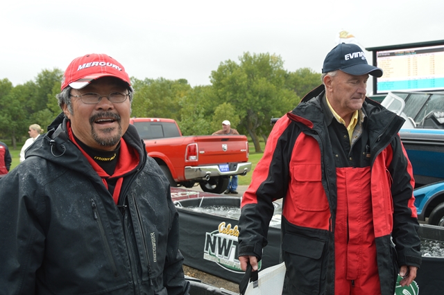 7057C28E-0F64-4EA2-957D-9AF087EEB38B