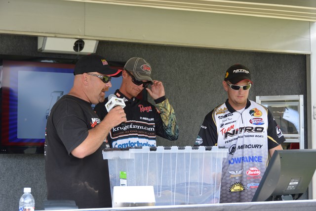 706EC87B-72DC-48A6-9C0F-77609BBC9010