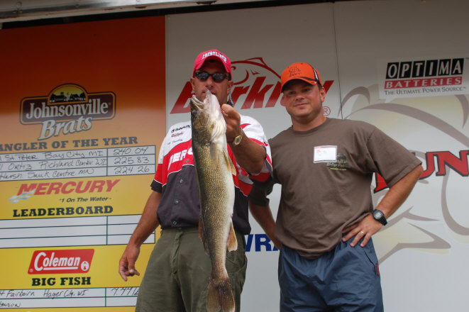 7073773D-2634-4043-99B0-3980FAE3683F