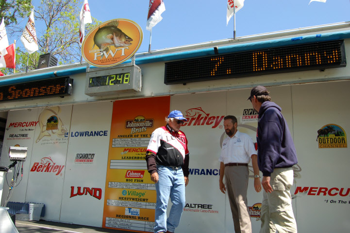 7091B676-1F4C-4D39-846D-4F5C6369228F