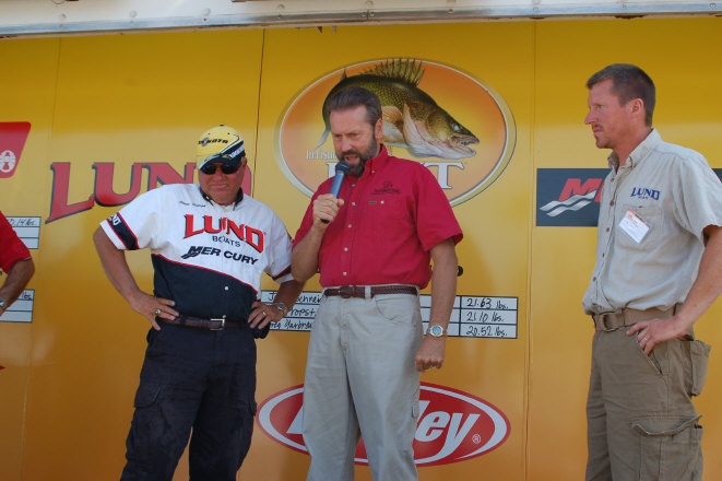 70B5EB3C-AF57-4A86-8FE7-FD2F2B8257BD