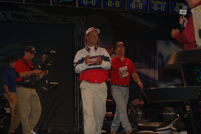 71087FCF-89E4-49EB-BF32-C1D4FF1B30CB