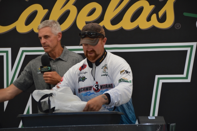 711E431D-D3CE-4ABE-A9A9-5F5121F741E1