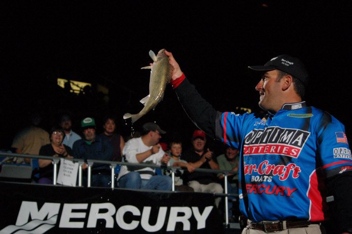 715B33B2-92CD-4B1A-A238-689A294CA6ED