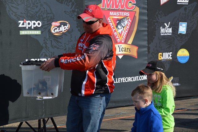 71CAECC1-2F92-444A-9E3F-CA73101617CD