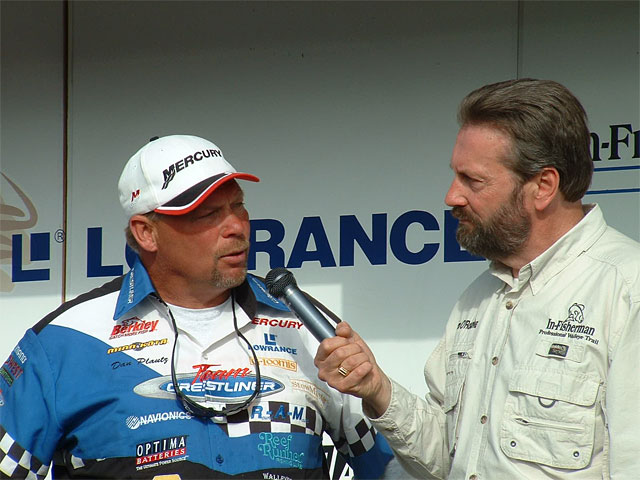 71DF2FDA-3535-41A2-9D51-30E5D5874D00