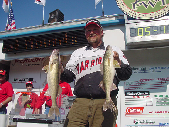 71E0D6D3-AE6E-4B4E-A08B-75FAE9FCEF0B