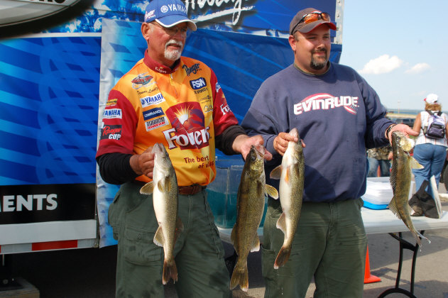 724C9E27-D7EB-46ED-8194-05A43F014BE2