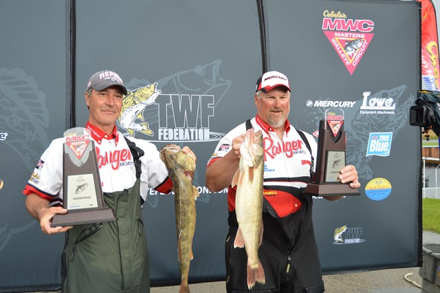 7259CB31-267B-42B0-B5AE-3D8838CD2F7F