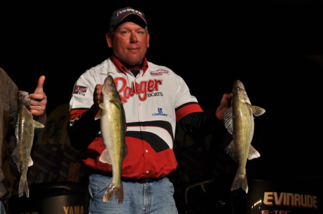 726F0B17-1DAB-41CF-A591-0043A9FAC36F