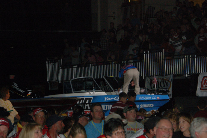 7281119B-8FE1-46BC-ABB0-2AF0B1A593A7