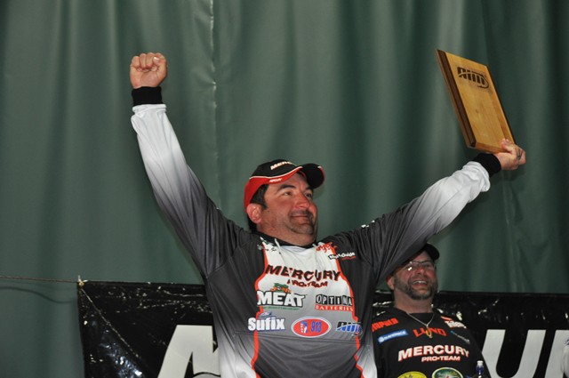 72A00FA0-AC7D-4826-A9D6-D6D45B4051E3