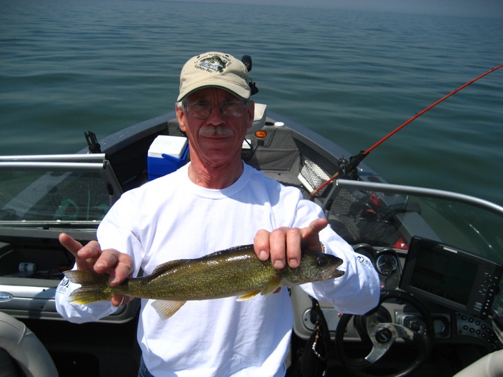 72AFBE6B-FD73-4069-93ED-128CBEE906D3