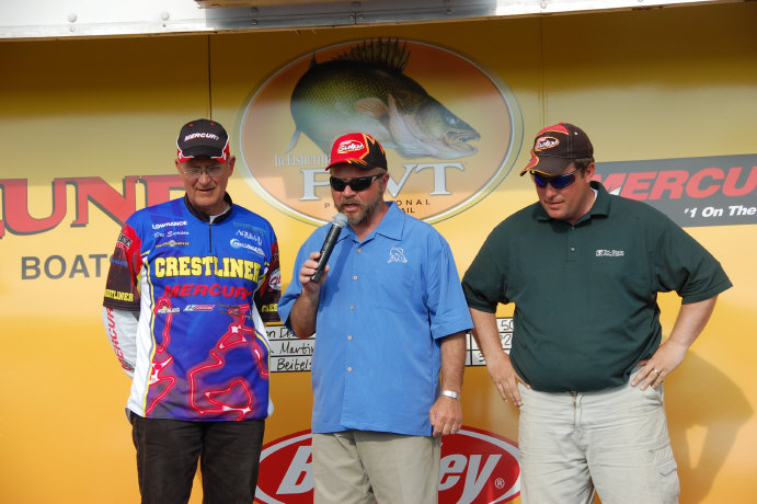 72BA1835-0267-4EBF-96FF-819CDBF619B5