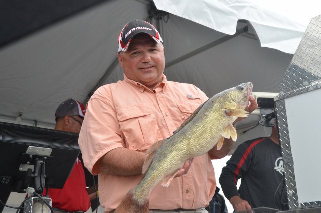 72ED6940-89FE-40A5-90FA-F0A80E753BC5