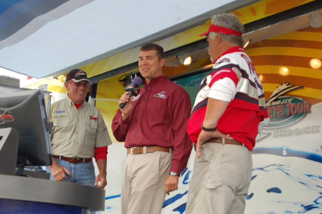 72F03B6E-48B6-4AFF-944C-E93E32F69CB0