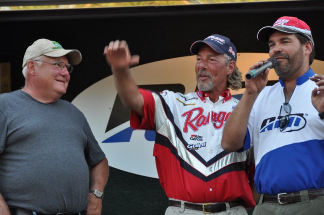 72F69E9F-9B04-4317-96D3-C38FC8B45100