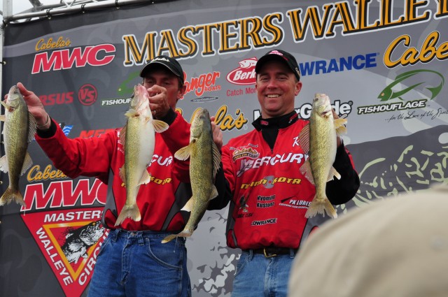 730C77AF-8D37-421B-9195-36FCB2D19D7D