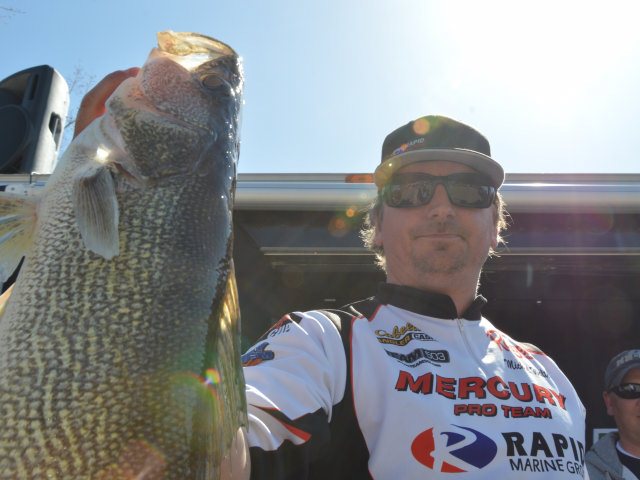 730F6E64-B3B1-48A6-8172-1F16CDA1F66B