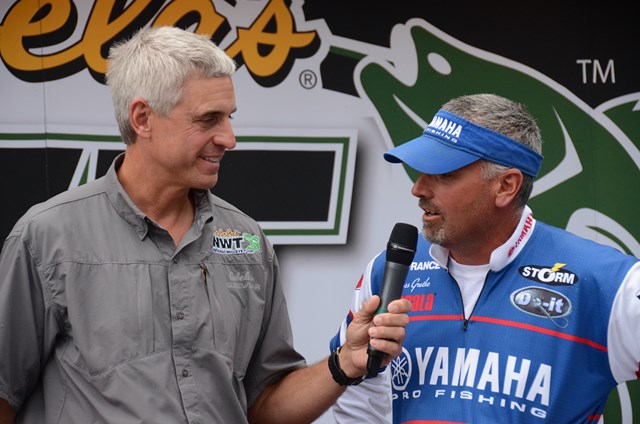 735A6C0B-D82B-4590-951C-53935DCF38E4