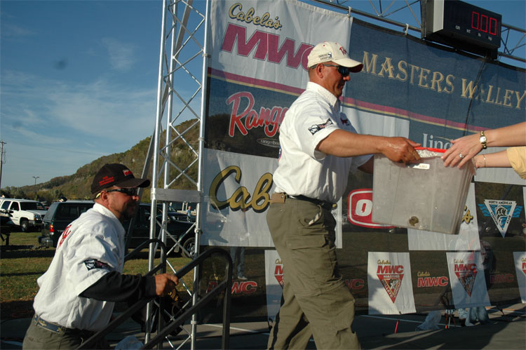 736F4C3A-F1AB-46B1-BD7A-D723C806966E