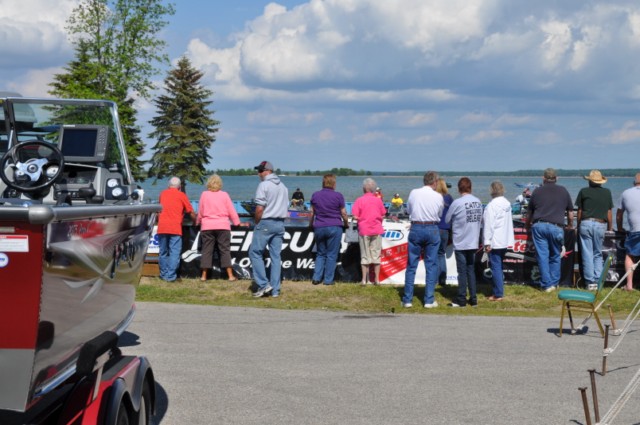 73ABA9F4-071F-4739-8AE9-DA8C532F1B97