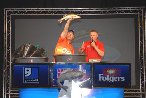 73C08D21-916F-4049-843A-6FEFC192BD4B