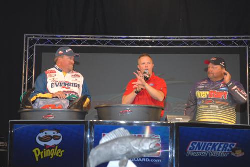 73C316DC-C5EB-4E61-A1F4-B8AF52275042