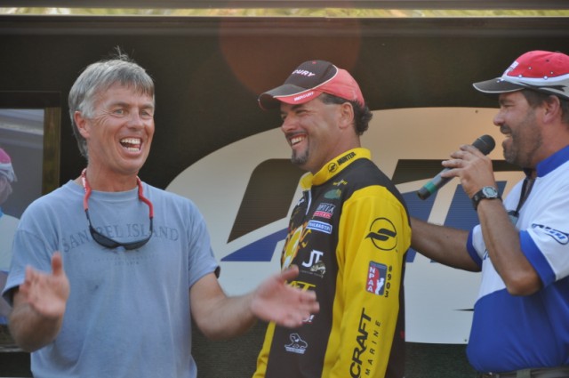 73C64B73-81C0-45B0-A669-265E2EFFAEB9