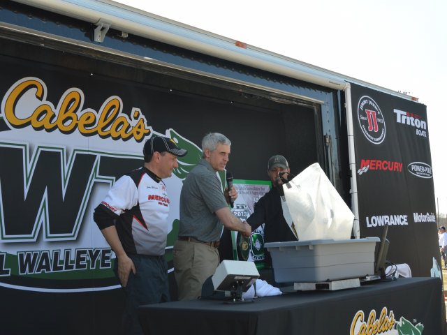 73C9A367-CFC6-418A-B45D-069DB6FC7DE5