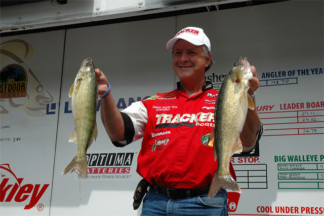 73CEA8F8-BB62-4E9D-9231-777A713073A5